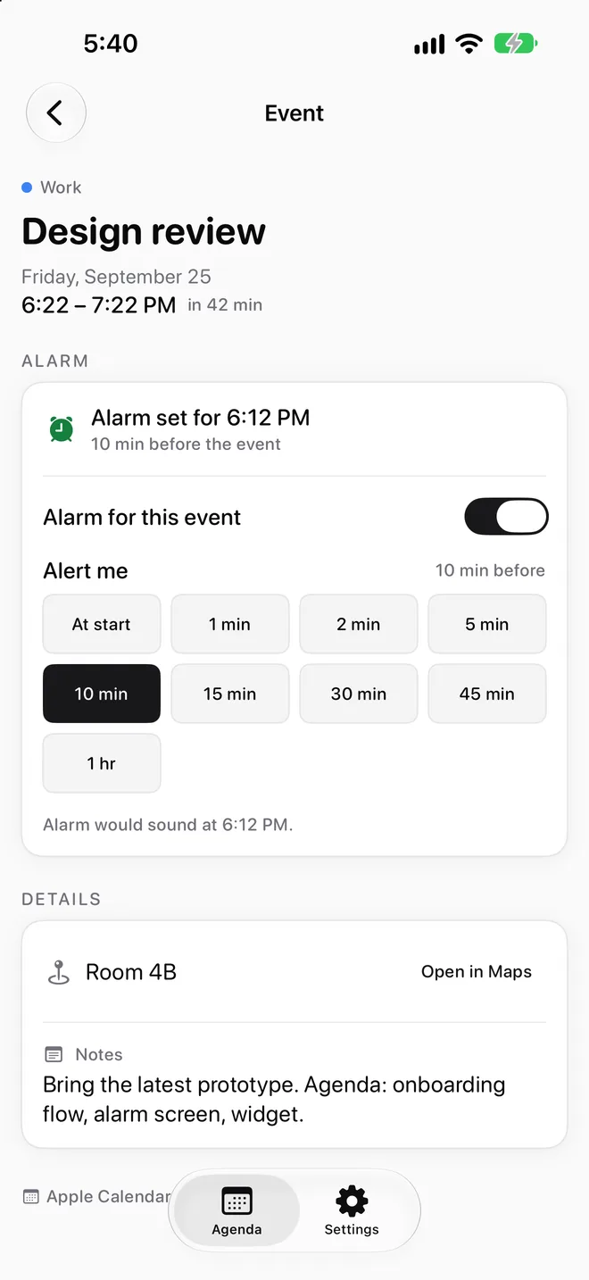 Event detail with the alarm card and lead-time presets